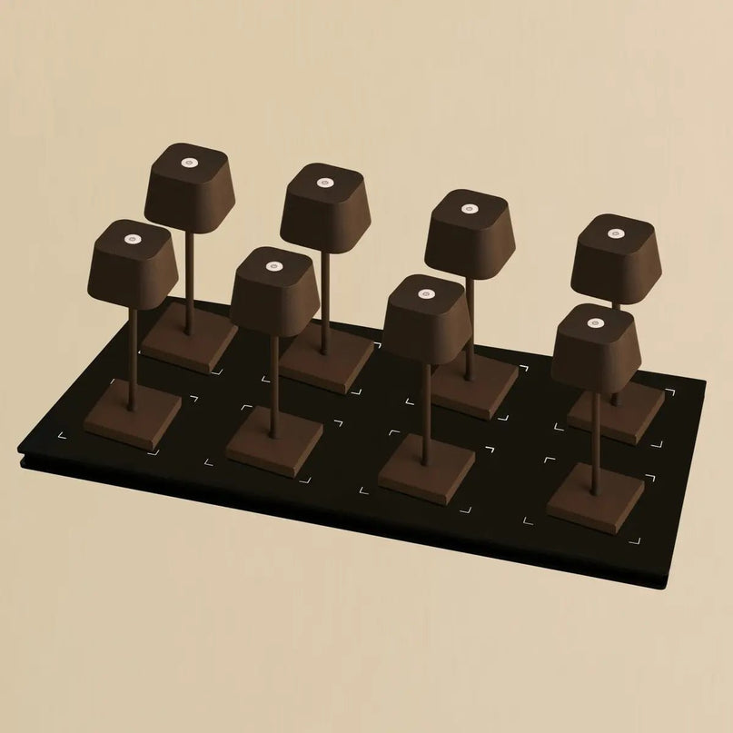 Combi Set Professional-8 X Sarphati Mini Mocha Brown Oplaadbare tafellampen & 1 x Central Station Wireless Laying Station met Qi-Technology-Perfect voor restaurants, gastvrijheid en hotels