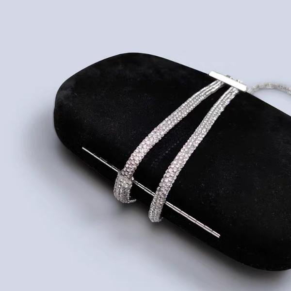 Luxe zwart fluwelen feestclutch-fonkelende diamanten riem