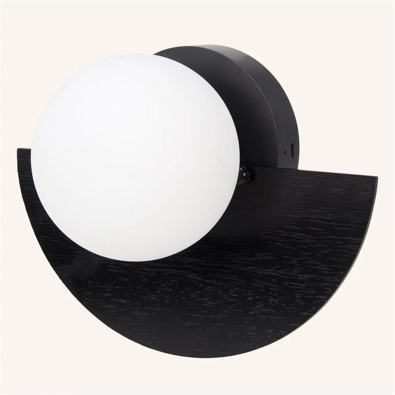 Kane zwarte draadloze wandlamp – oplaadbare hout- en glaslamp