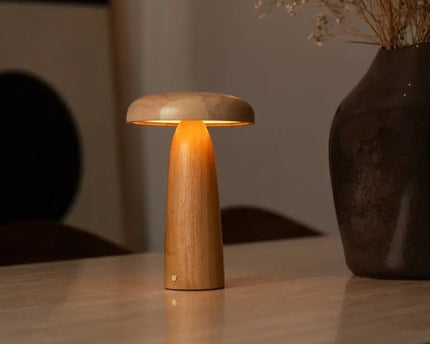 Lennart Houten Tafellamp – Oplaadbare, dimbare en draadloze verlichting