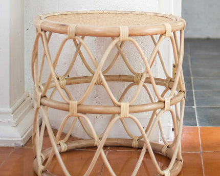 Ronde rotan bijzettafel – kleine boho salontafel – nachtkastje rotan beige – handgemaakte tafel gemaakt van natuurlijk rotan (Ø 45 cm) MUARA