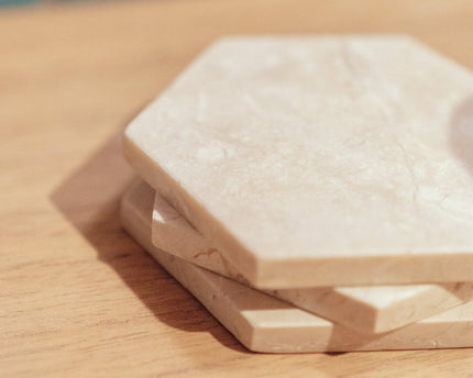 Marmeren onderzetters handgemaakte set van 4 of 8 INAI (wit)