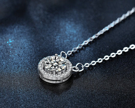 Sprankelende Moissanite Halo ketting