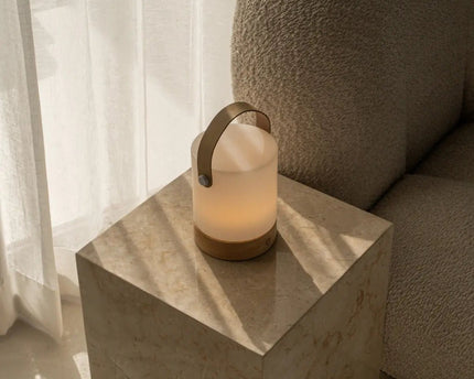 Avery lichtbruin oplaadbare taflamp-draadloos, dimable en USB-C