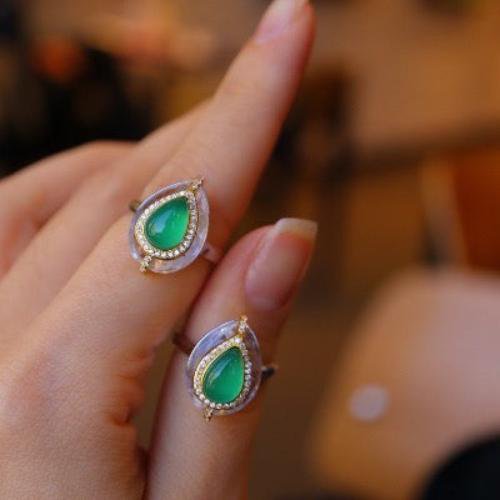Royal Pear -Cut Green Onyx Ring - verstelbaar