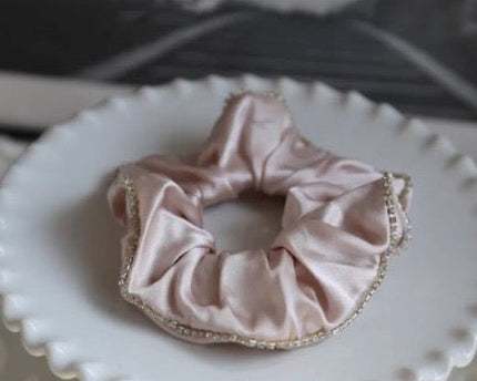 100% zijde oogverblindende haarscrunchie - 19 momme - diamantversiering
