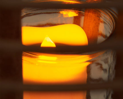 Decollicht "Korbinian" inclusief Solar Led Candle voor tuin en terras, zonnelamp gemaakt van bruin rotan, hoogte 32 cm