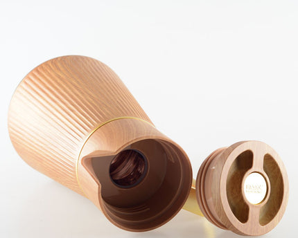 Houten koffiezetapparaat met gouden handvat 1L