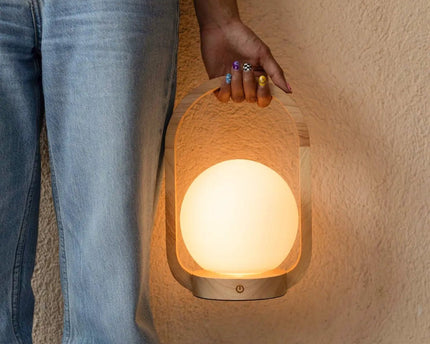 Skye Lichtbruine Houten Snoerloze Lamp | Oplaadbaar en dimbaar ontwerp