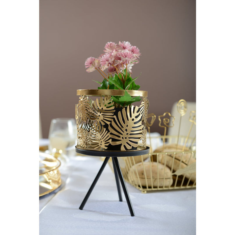 Metaalplantondersteuning met gouden vaas H.22.5 cm