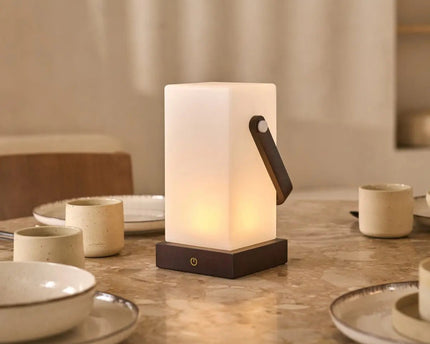 Harper Donkerbruine Houten Lamp – Snoerloze Oplaadbare Tafellamp met Handvat