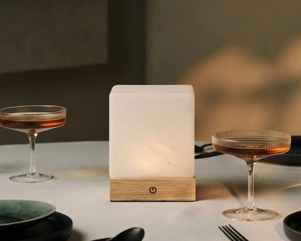 YCE lichtbruine draadloze houten lamp met bevroren glas-oplaadbare, dimbare, 100-uur batterij