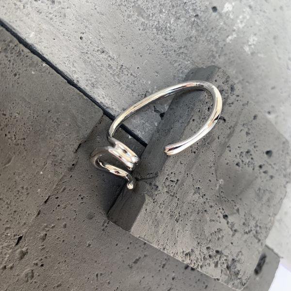 Unieke Silverline oormanchet - Uit één stuk