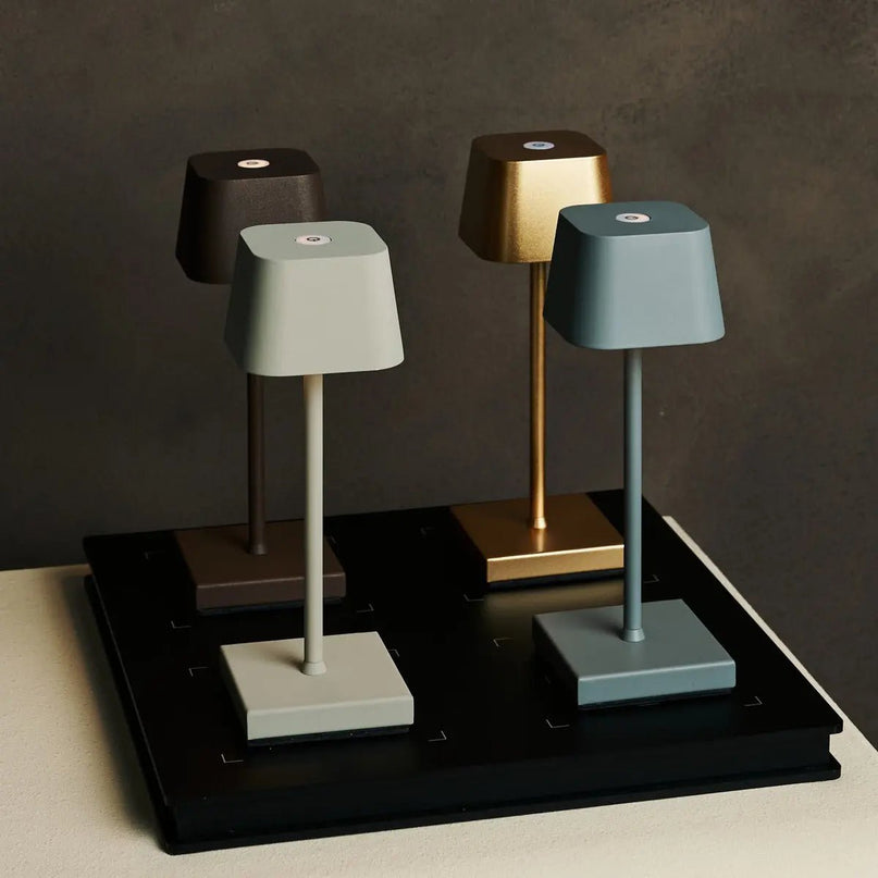 Amstel Station Professional Wireless Charging Station met 4 oplaadhaven-eenvoudig en functioneel met Qi-Technology