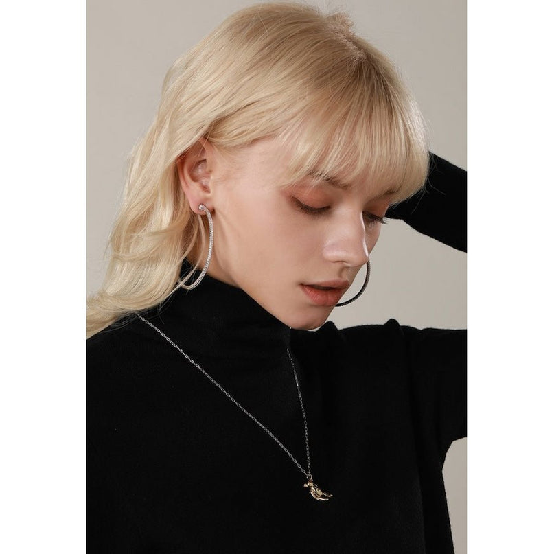 Oversized sprankelende hoepeloorbellen - 360 graden glamour