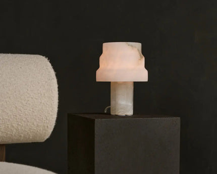 Alessandra Albasten Lamp | Elegante moderne verlichting voor interieurs