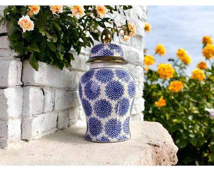 Dahlia blauwe en witte porselein gemberpot