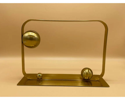 Legering Sculptuur Klein (ZH-06A) Afmeting: L28,5 B:10 H: 19CM
