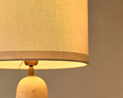Charlotte Marmeren Lamp met Katoenen Kap – Elegante verlichting voor uw huis