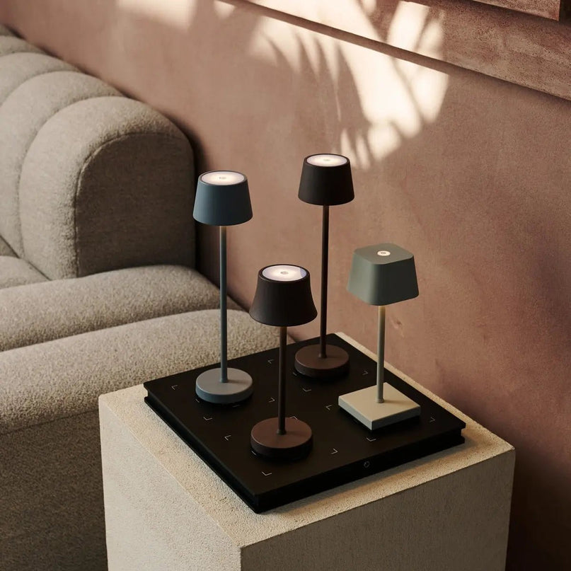 De pijp mini middernacht zwart oplaadbare tafellamp - draadloos opladen, dimbable lamp en 3 lichte kleuren