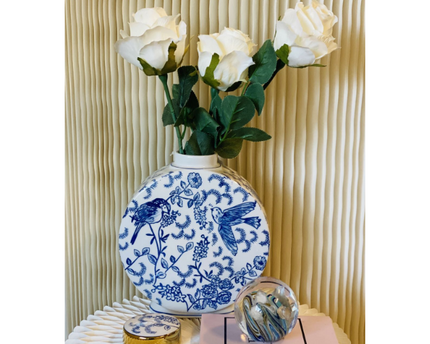 KLEIN formaat-blauwe en witte porseleinen bloemenvaas