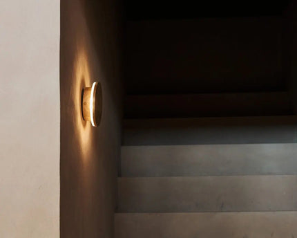 Lou lichtbruine draadloos wandlicht - oplaadbaar en dimbare aanraakregeling - 2700K warm licht