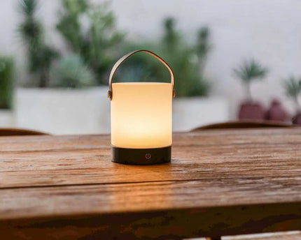 Avery donkerbruine oplaadbare houten tafellamp – draadloos en dimbaar met leren band