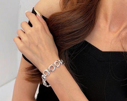 Stevige sterlingzilveren armband met gedurfde look en vierkante frameschakels met OT-gesp