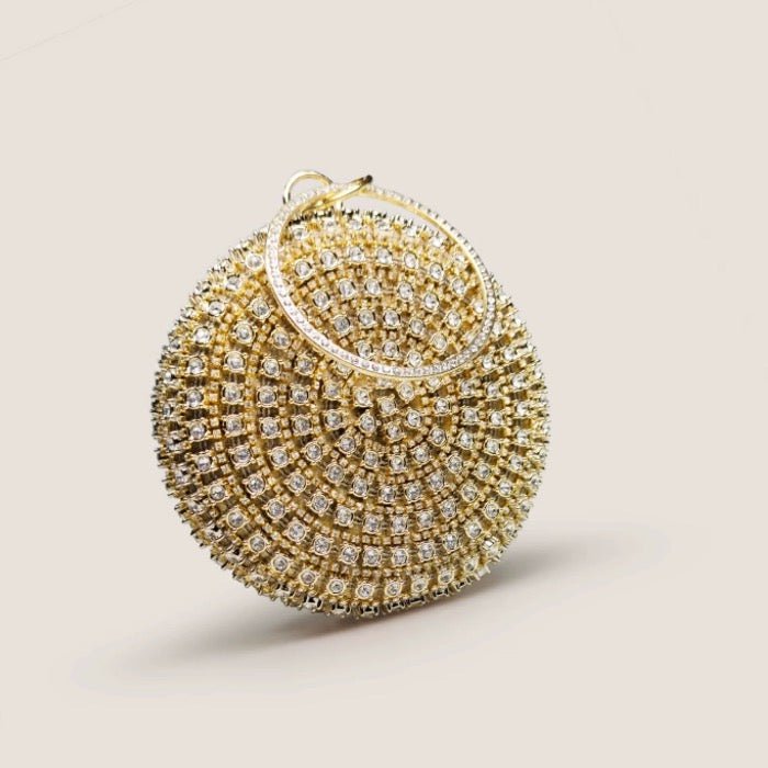 Oogverblindende ronde clutch met diamantlook