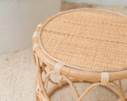 Ronde rotan bijzettafel – kleine boho salontafel – nachtkastje rotan beige – handgemaakte tafel gemaakt van natuurlijk rotan (Ø 45 cm) MUARA