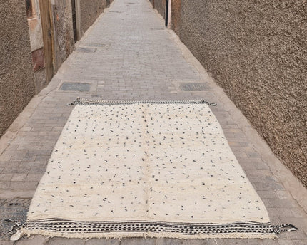 Berber vloerkleed Beni Ouarain Plumetis 190 x 290 cm