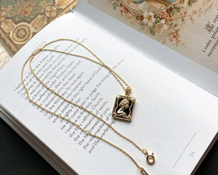 Koningin portret hanger ketting