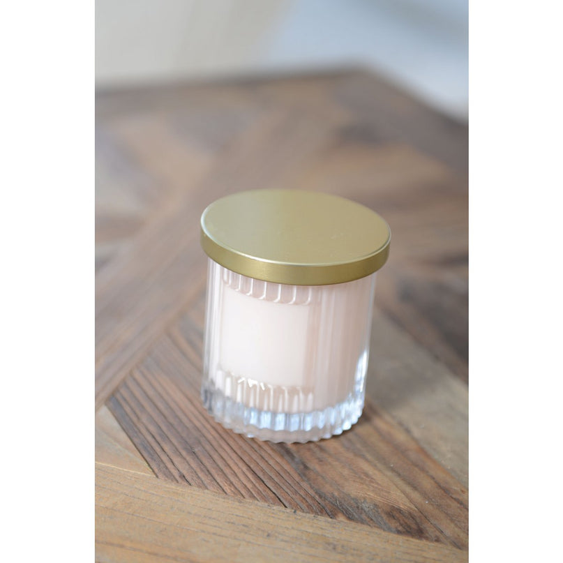 Roze kaars met gouden hoes kokosparfum