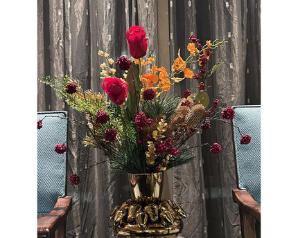 Hand Made Golden Strawberry size:22*23 Hoog