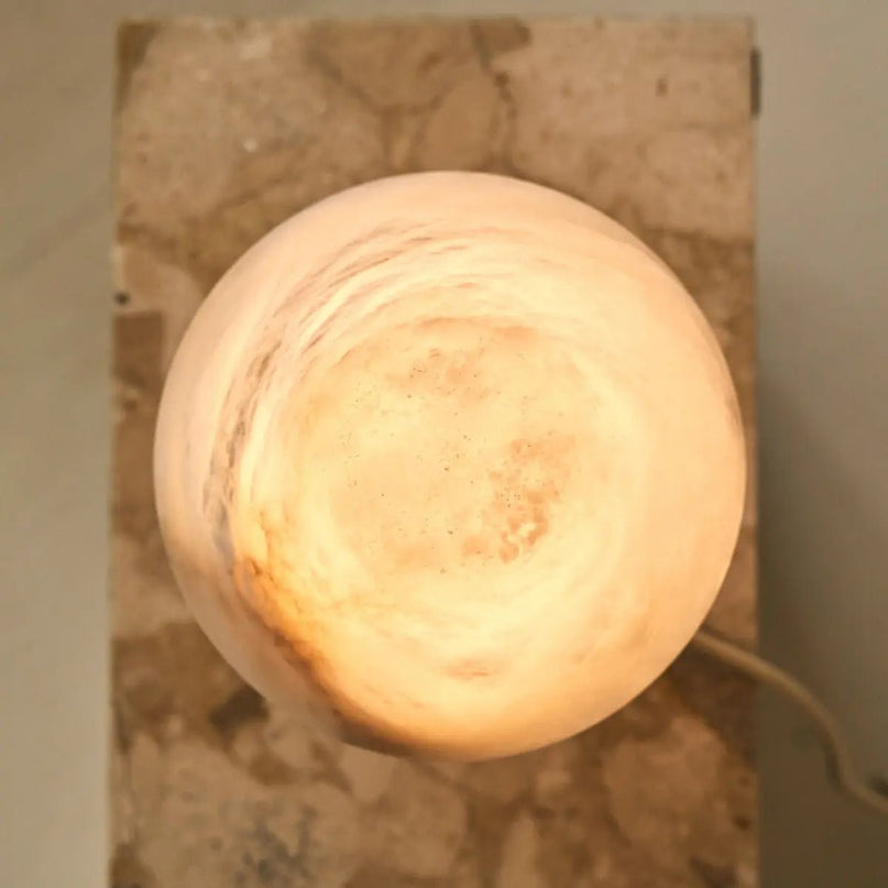 Alessandra Albasten Lamp | Elegante moderne verlichting voor interieurs