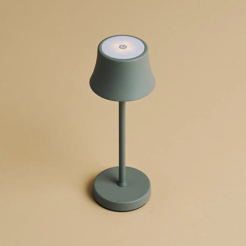 Combi Set Professional-8 X de Pijp Mini Mouse Gray oplaadbare tafellampen & 1 x Central Station Wireless Laying Station met Qi-Technology-Perfect voor restaurants, gastvrijheid en hotels