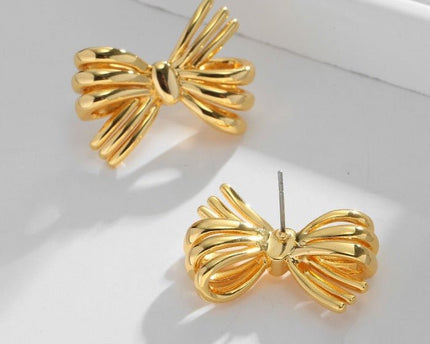 Leuke elegante vlinderdas oorknopjes