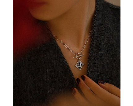 Moderne galerij - Vintage stijl geruite ketting