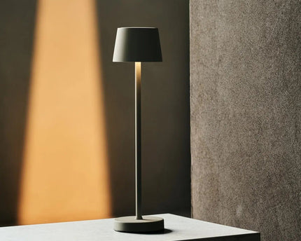 Vondel Mini Shadow Gray Oplaadbare en draadloze lamp perfect voor horeca -industrie - draadloos oplaadbaar via laadstation