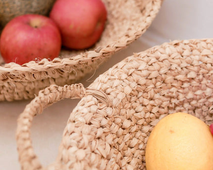 Geweven Raffia schaal | Fruitschaal gemaakt van lichte natuurlijke vezels | Broodmand RAGA (2 maten)