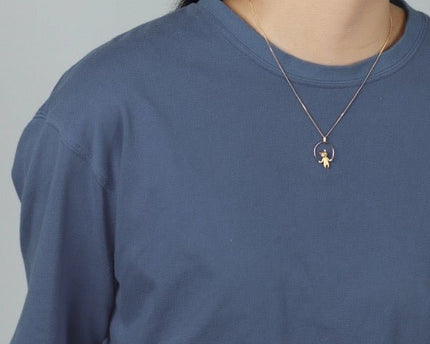 Leuke touwtje springende kat ketting