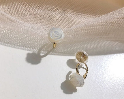 Levendige parelmoer Rose Flower Ear Cuff-One Pair