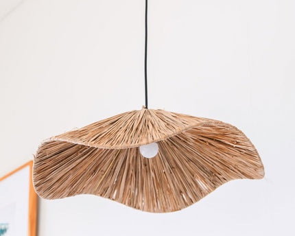 Boho lampenkap – grote raffia plafondlamp – natuurlijke hanglamp – handgemaakte plafondlamp gemaakt van raffia TAMPAH (Ø 53 cm)