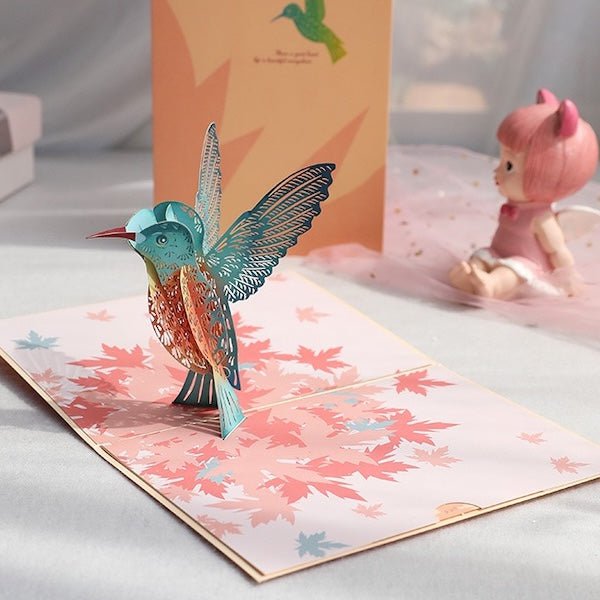 3D -kaart - Hummingbird Birthday Card