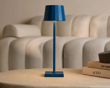 William Delftware blauwe oplaadbare ijzeren tafellamp – dimbaar, opladen via USB-C, 120 uur