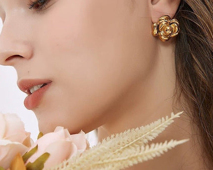 Elegante Camille Flower-oorstekers