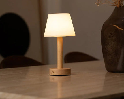 Zoë Lichtbruine Houten Oplaadbare Tafellamp | Dimbaar, USB-C, batterijduur van 80 uur