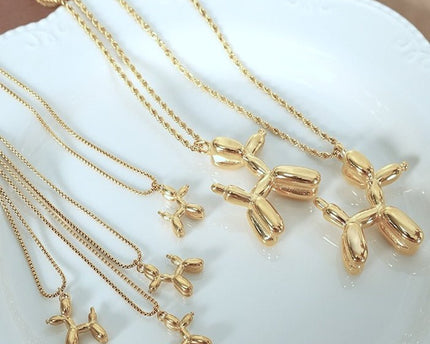 Leuke ballonhond hanger ketting