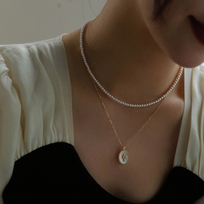 Tijdloze dweil tulpen hanger ketting