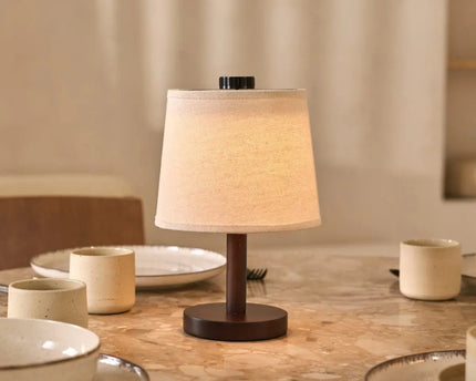 Rover donkerbruine houten lamp – oplaadbare, draadloze en dimbare lampenkap